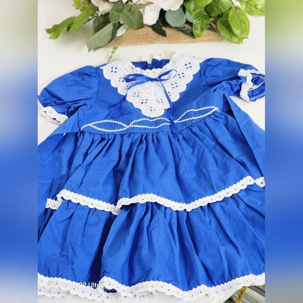 Handmade charming blue